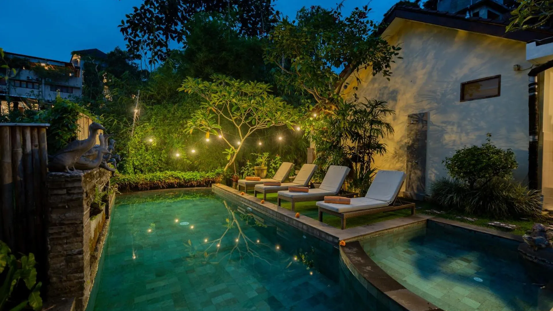Hotel Desak Putu Putra Hidden Ubud 2*,