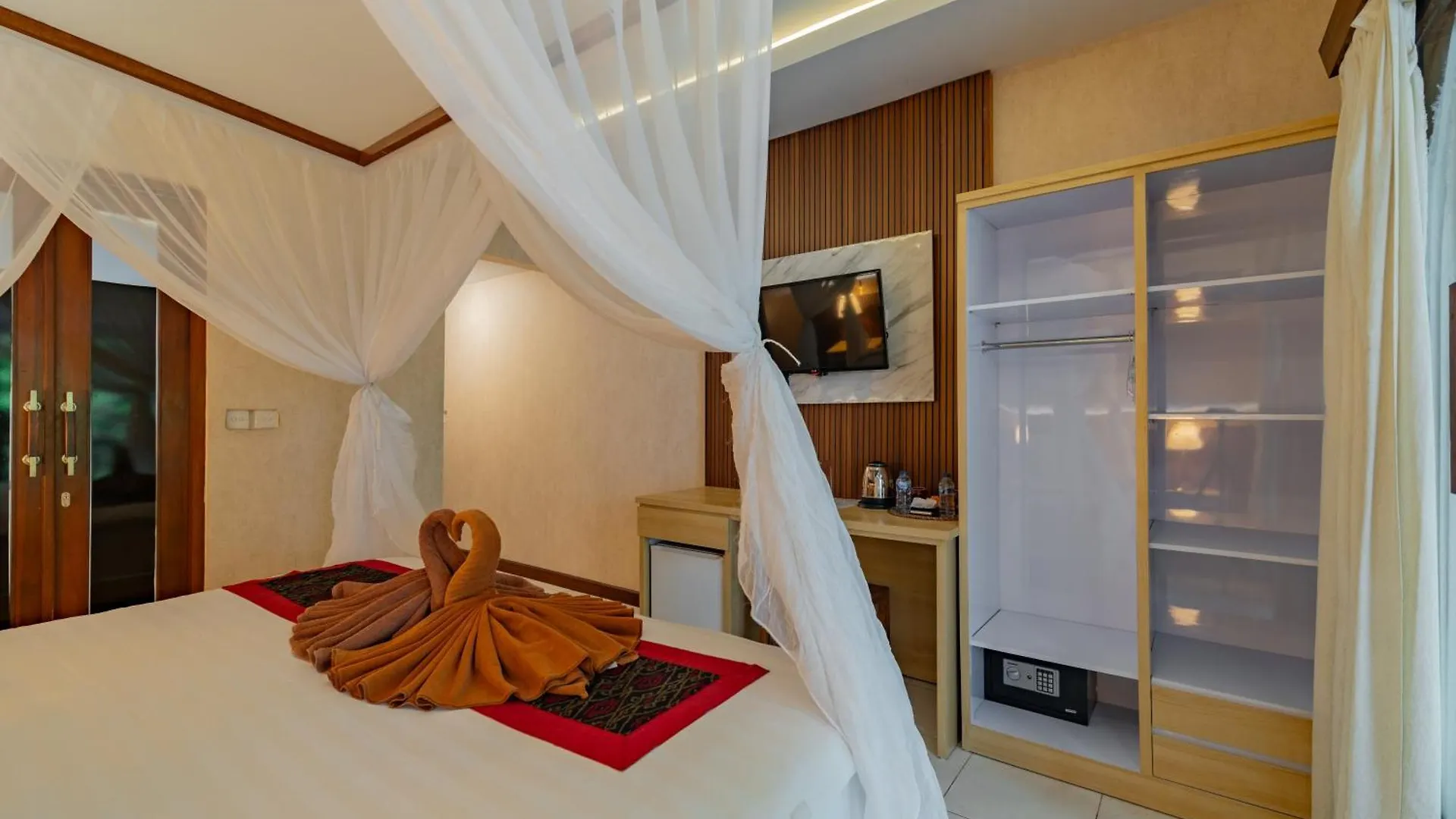 Hotel Desak Putu Putra Hidden Ubud 2*,