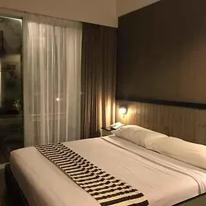 7 Bidadari Seminyak (Bali)