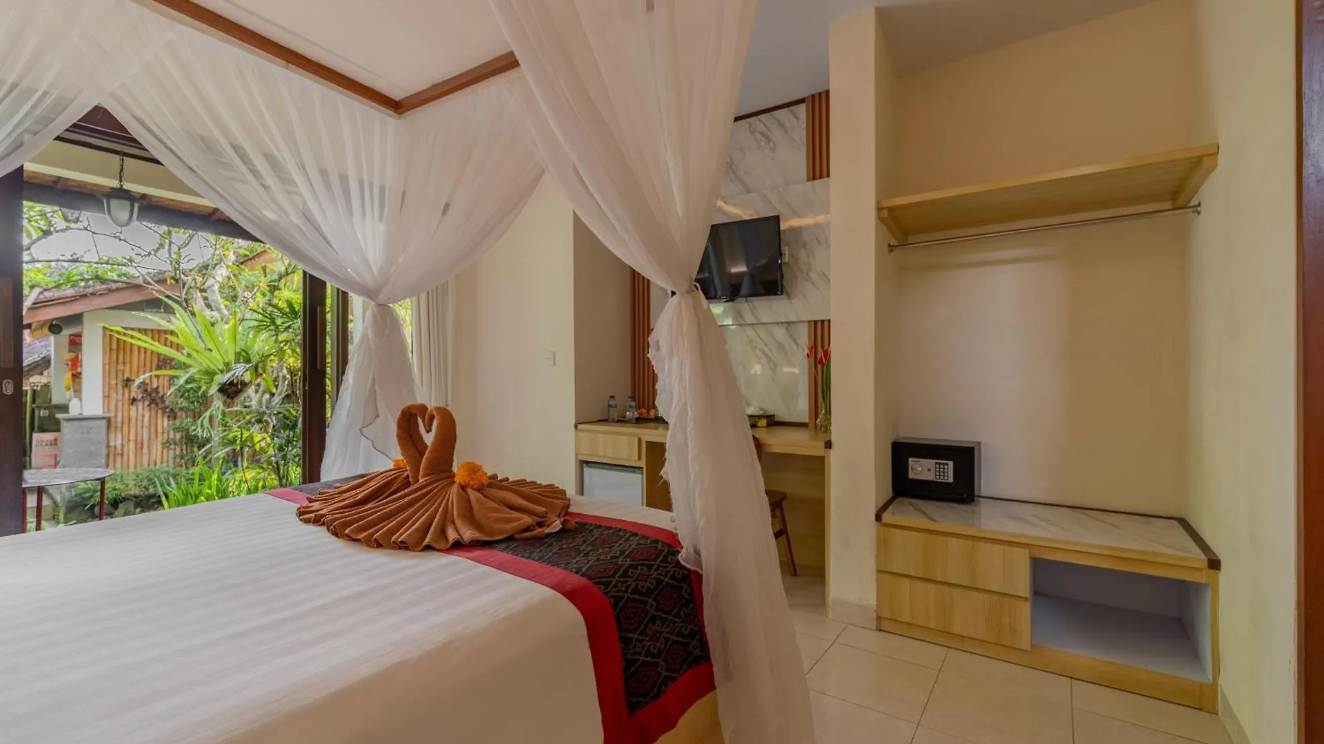 Desak Putu Putra Hidden Hotel Ubud  Guest house